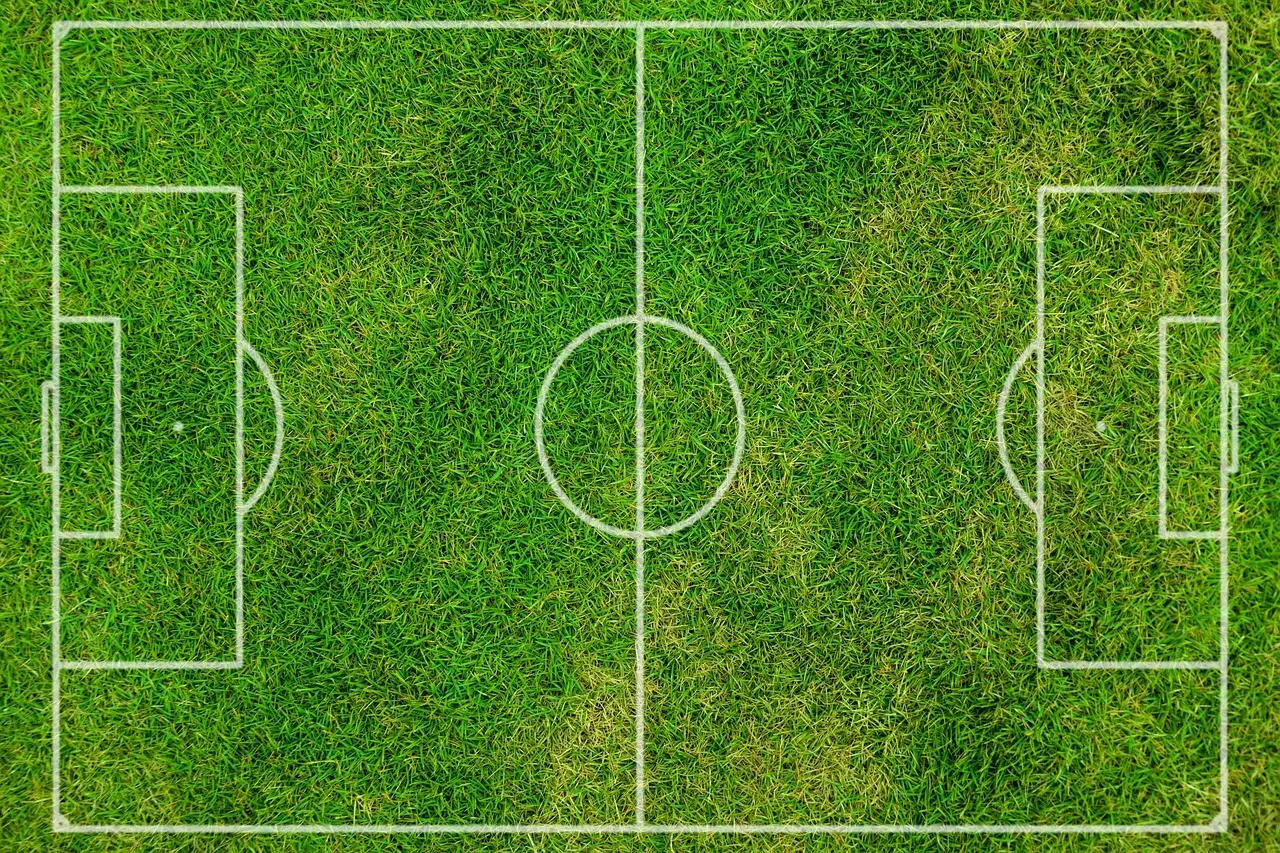 Scoringsfest, sene dramaer og en enkelt udvisning – sådan åbnede Super League 2-sæsonen 2024/25