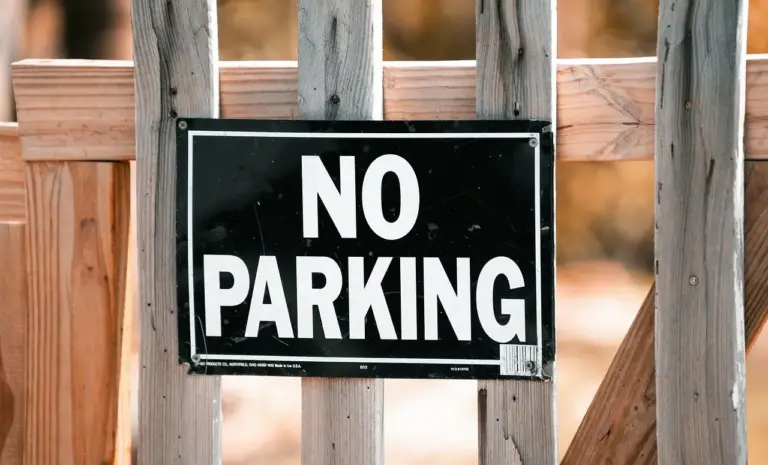 Parkering ved Georgios Karaiskakis Stadion: priser og zoner